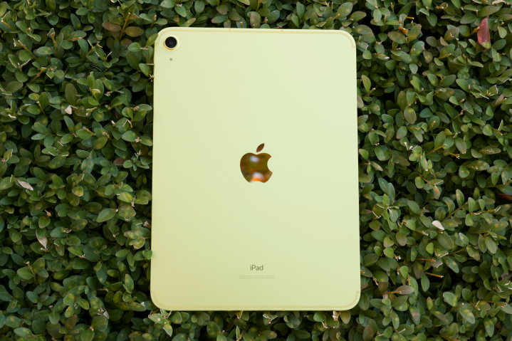 iPad by Apple